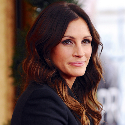 JULIA ROBERTS